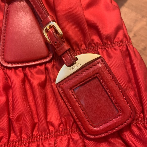 Prada Red Gauffre - Picture 2 of 12